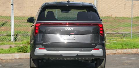 Kia Carnival Hybrid 2026