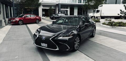 Lexus ES 2019