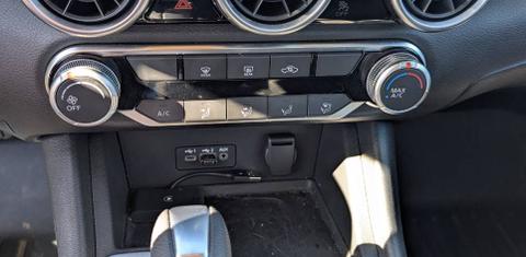 Nissan Sentra 2023