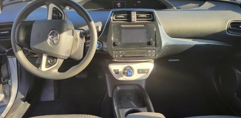 Toyota Prius 2016