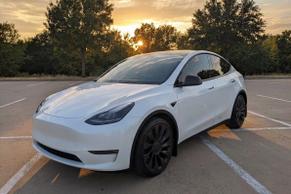 Tesla Model Y 2022 in dallas