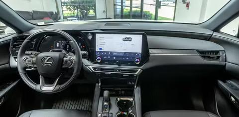 Lexus RX 2023