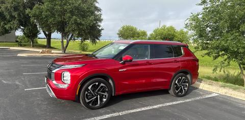 Mitsubishi Outlander Plug-In Hybrid 2025