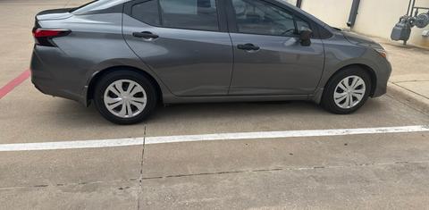 Nissan Versa 2024