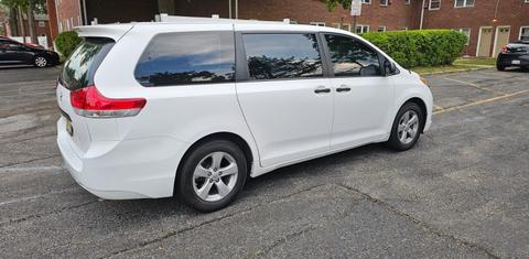 Toyota Sienna 2013
