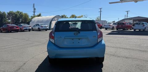 Toyota Prius c 2015