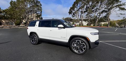Rivian R1S 2025
