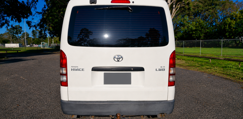 Toyota HIACE 2015