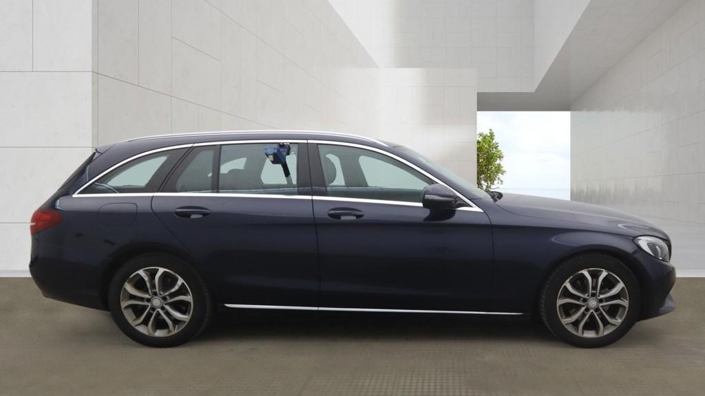 Mercedes-Benz C-Class 2016 in Southfleet