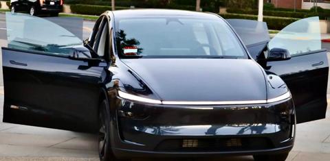 Tesla Model Y 2026