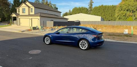 Tesla Model 3 2022
