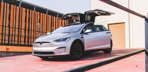 Tesla Model X 2024