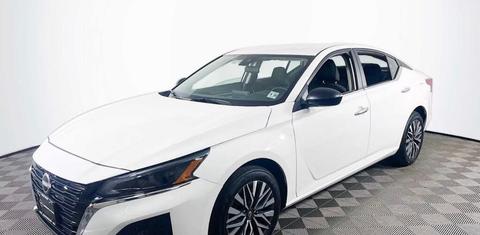 Nissan Altima 2025