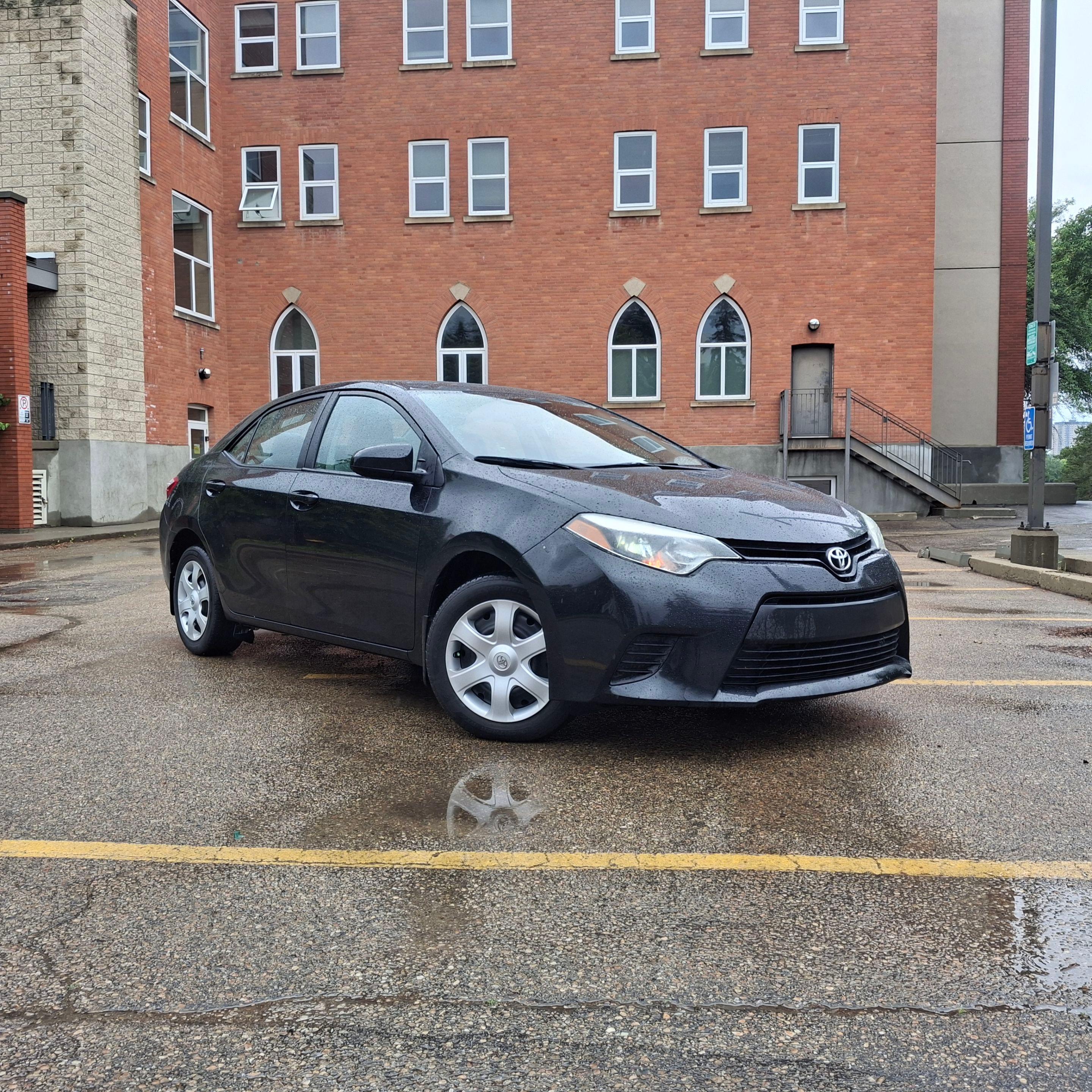 Toyota Corolla 2014 in Edmonton, AB