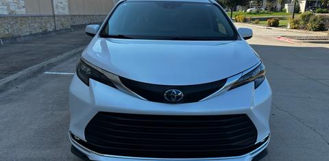 Toyota Sienna 2024