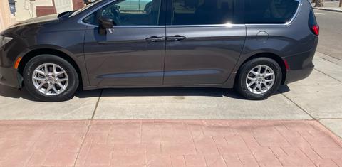 Chrysler Voyager 2023