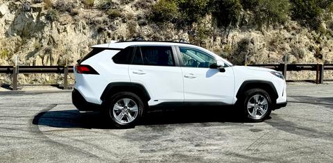 Toyota RAV4 Hybrid 2025