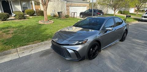 Toyota Camry Hybrid 2025