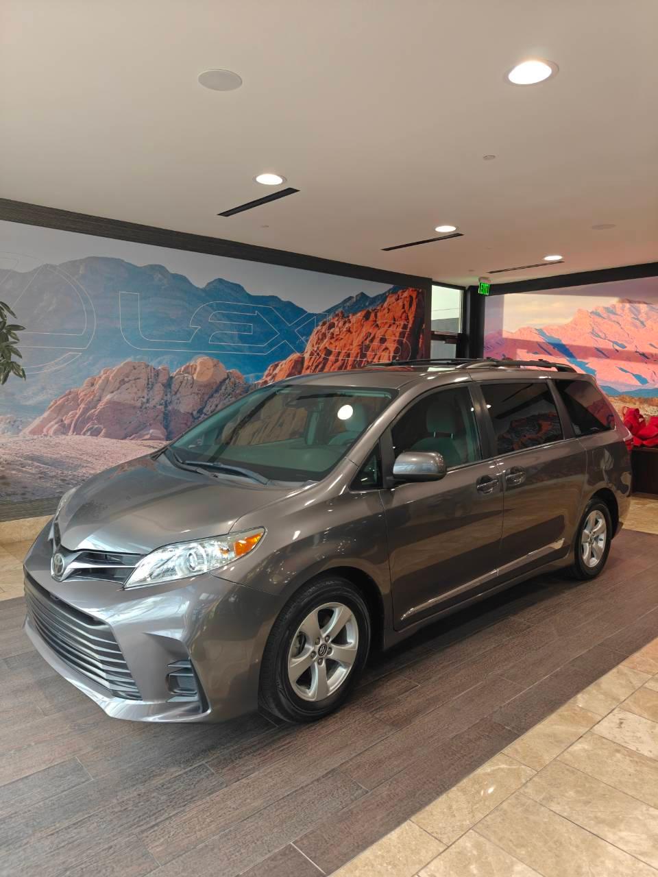 Toyota Sienna 2020 in 