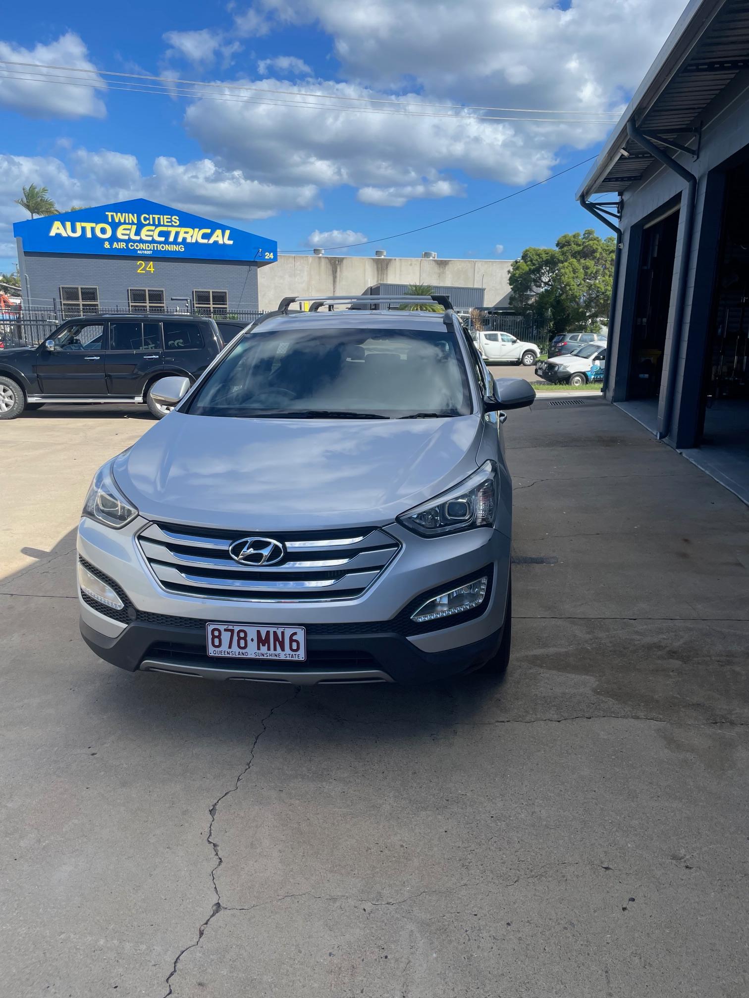 Hyundai SANTA FE 2014 in Townsville City