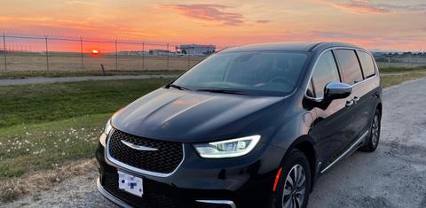 Chrysler Pacifica 2022