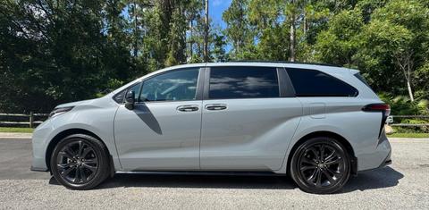 Toyota Sienna 2026
