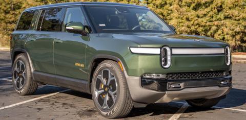 Rivian R1S 2025