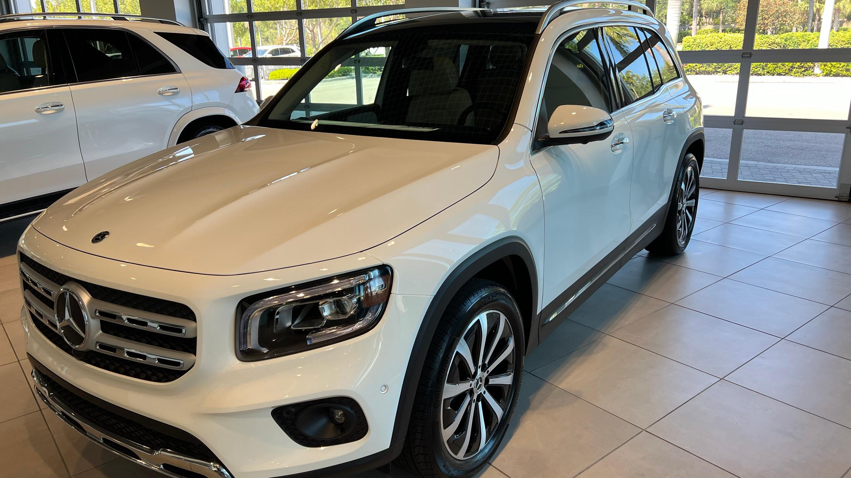 Mercedes-Benz GLB-Class 2022 in 