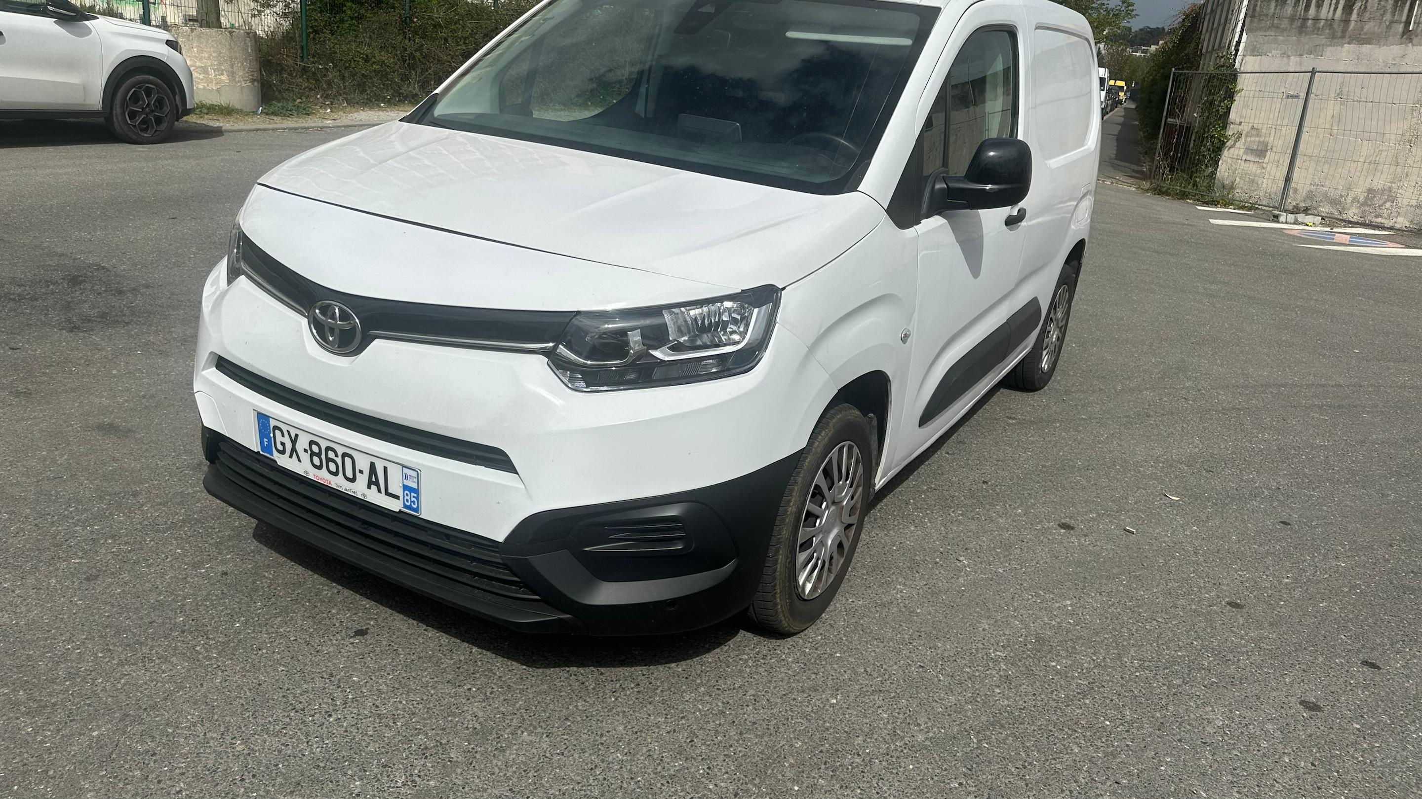 Toyota PROACE CITY 2024 à Saint-Étienne