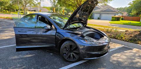 Tesla Model 3 2025
