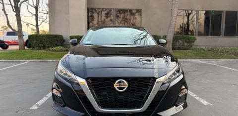 Nissan Altima 2021