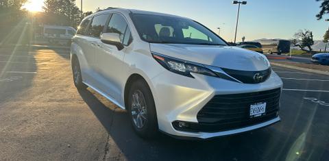 Toyota Sienna 2026