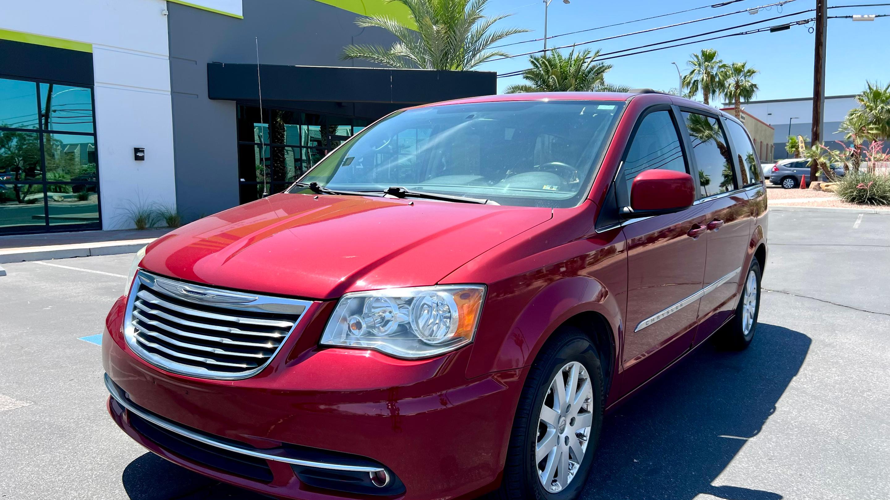 Chrysler Town & Country 2016 in Las Vegas, NV