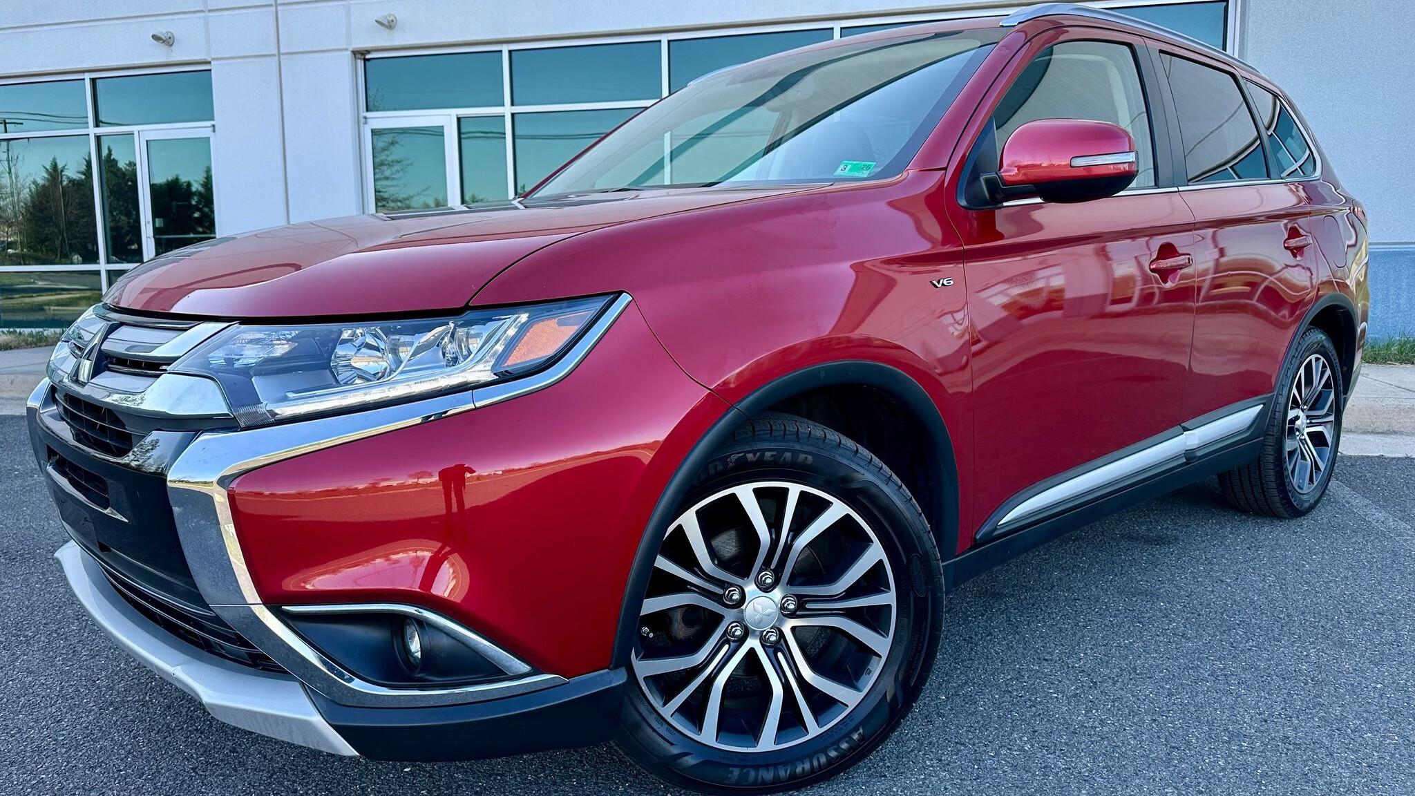 Mitsubishi Outlander 2017 in 
