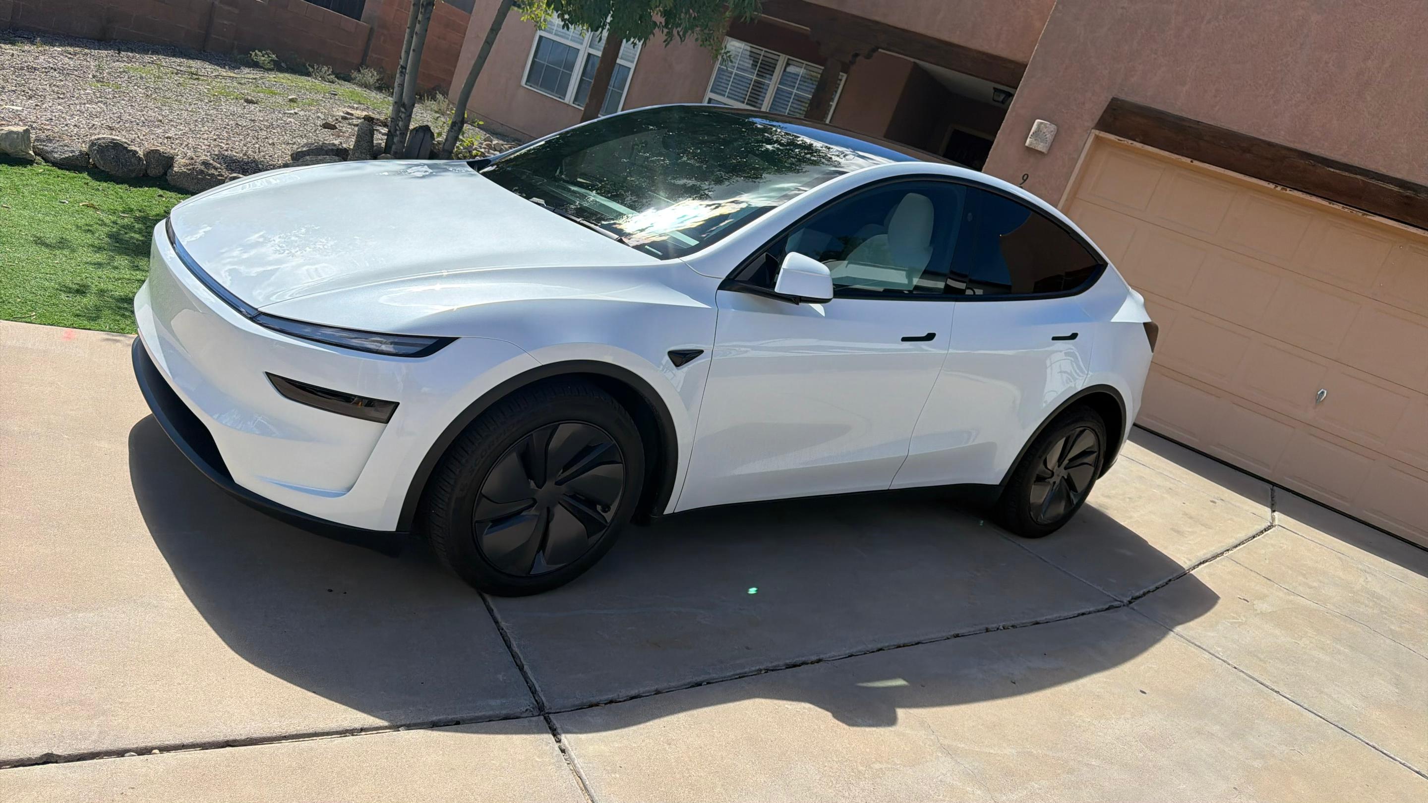 Tesla Model Y 2026 in Rio Rancho, NM