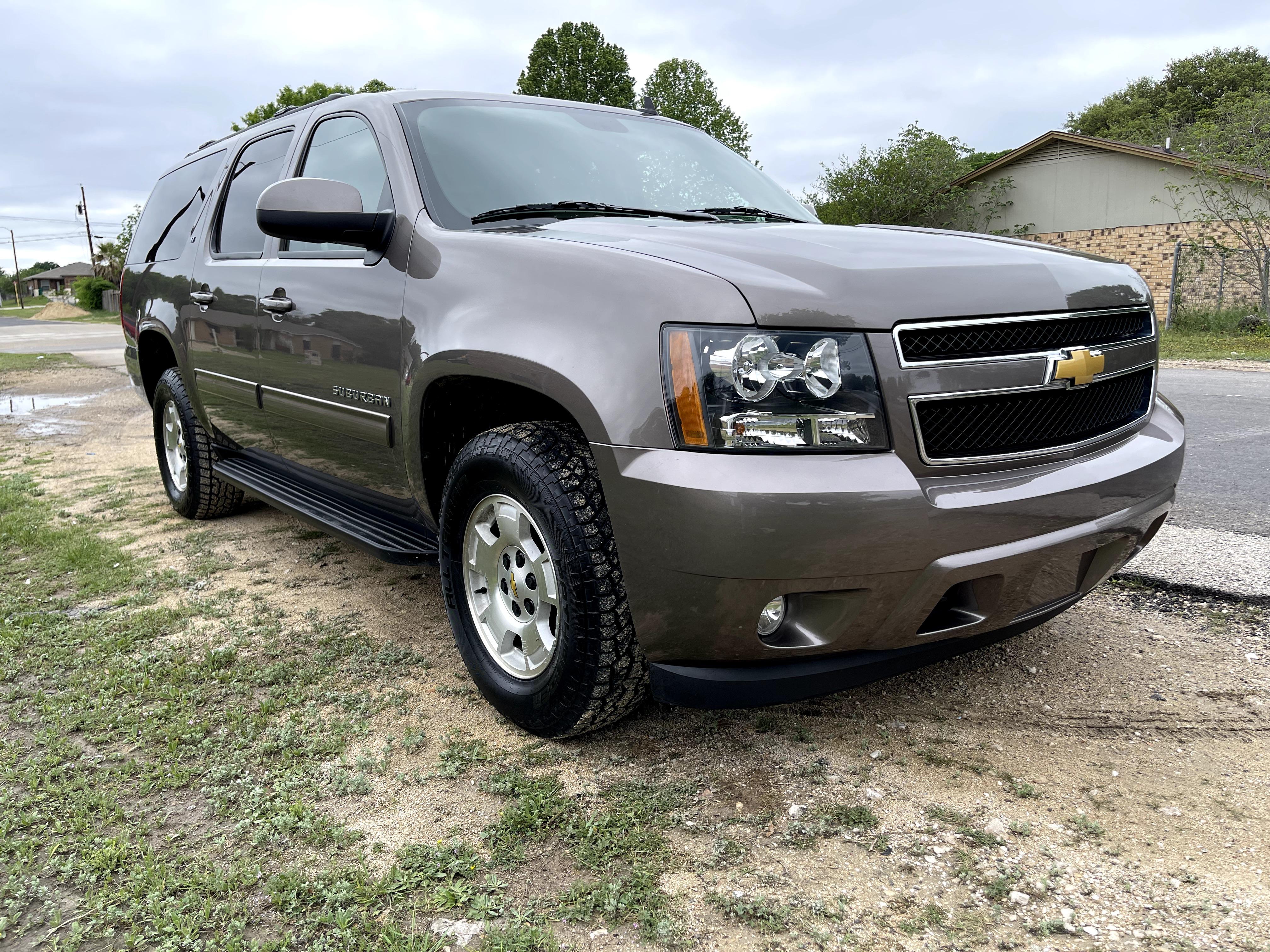 Chevrolet Suburban 2014 in Harker Heights, TX