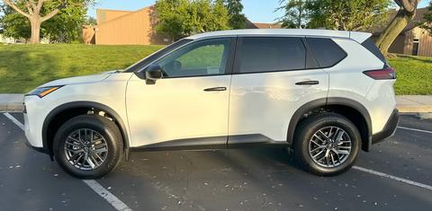 Nissan Rogue 2023