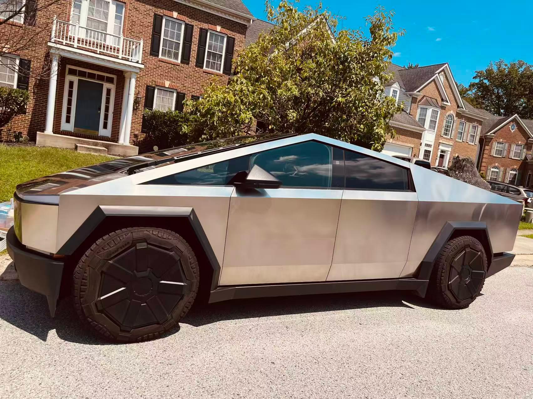 Tesla Cybertruck 2025 in Severn, MD