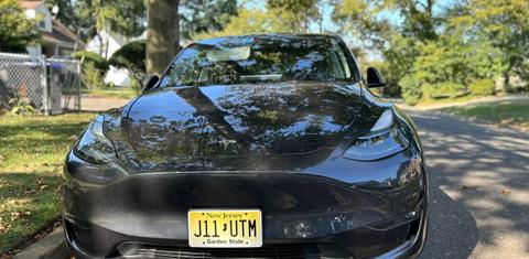 Tesla Model Y 2024