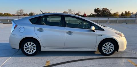 Toyota Prius Plug-In 2013