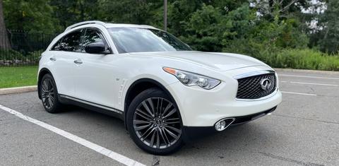 INFINITI QX70 2017