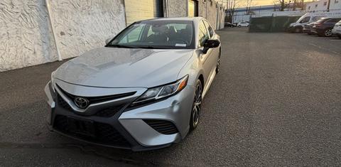 Toyota Camry 2019
