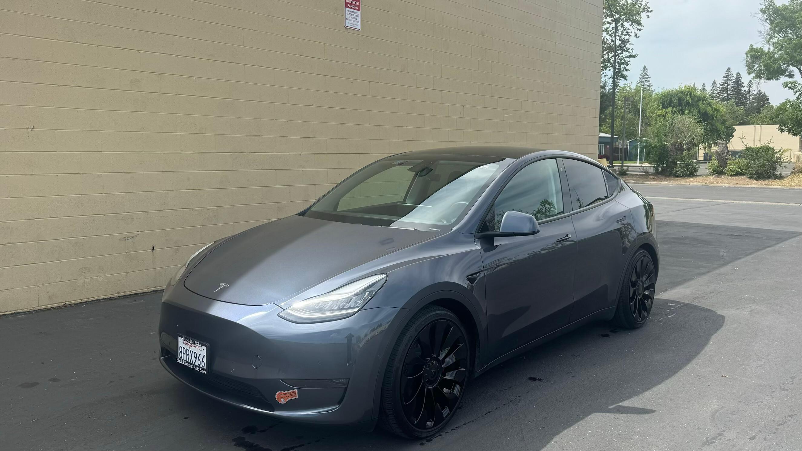 Tesla Model Y 2020 in 