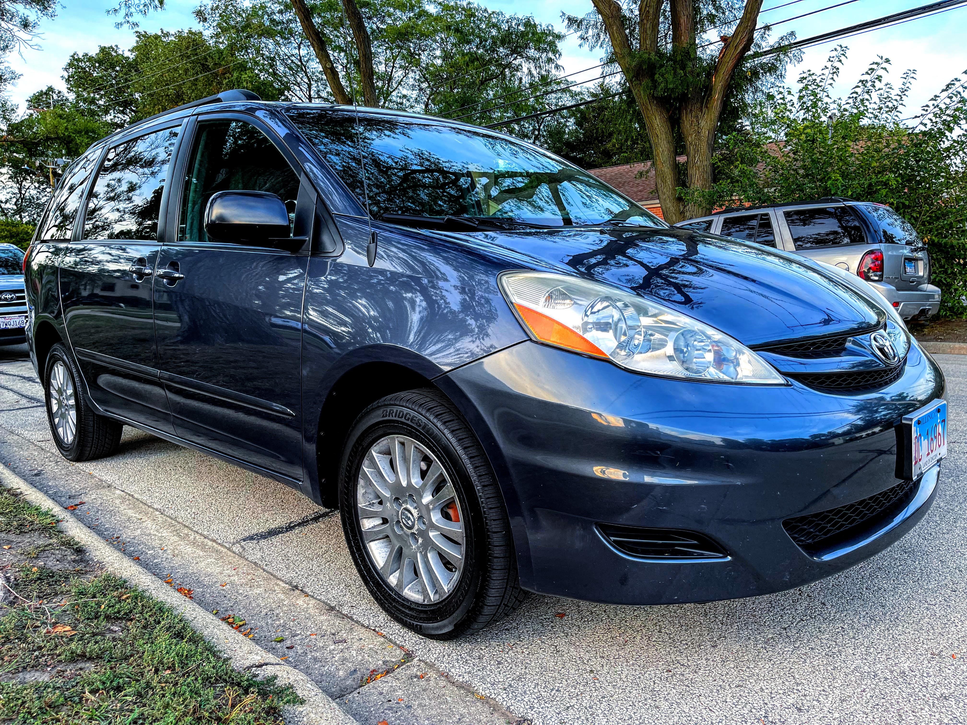 Toyota Sienna 2009 in 