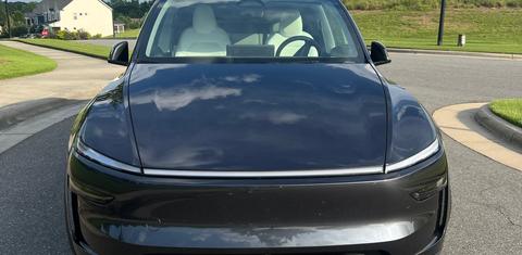 Tesla Model Y 2026