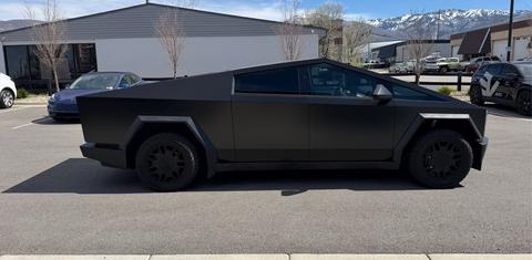 Tesla Cybertruck 2024
