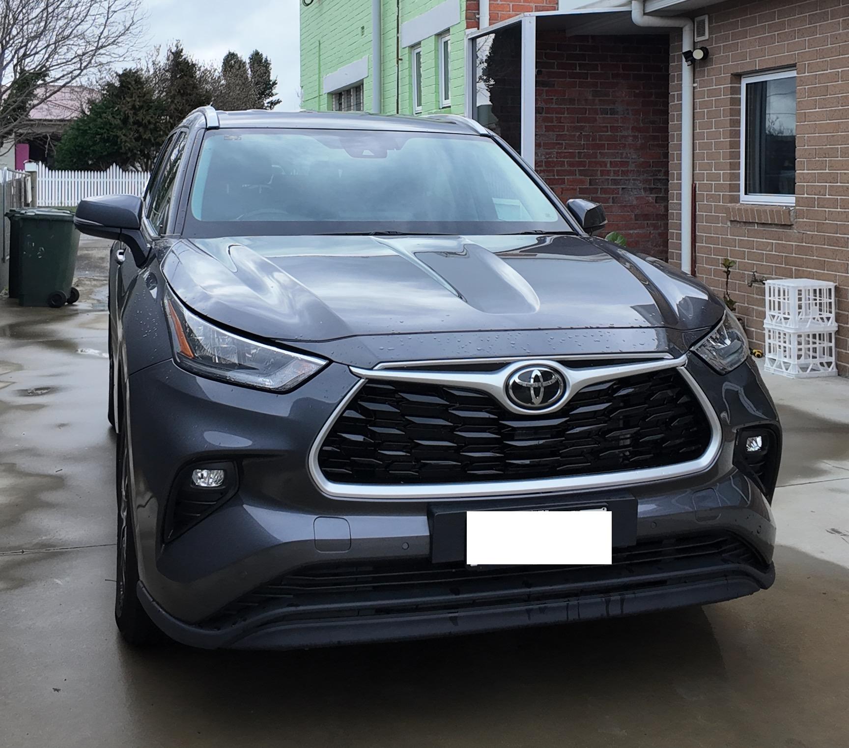 Toyota KLUGER 2021 in 