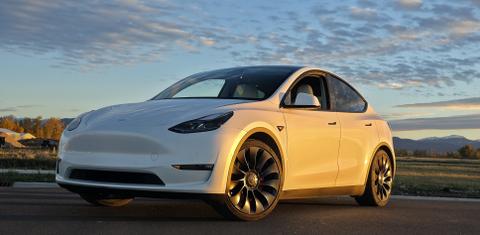 Tesla Model Y 2023