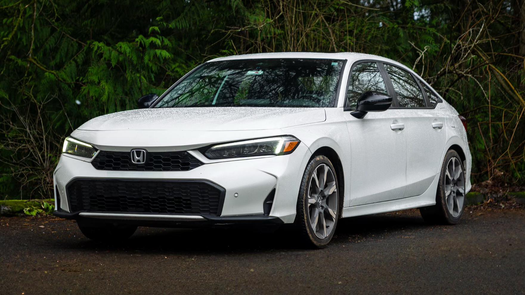 Honda Civic Hybrid 2025 in 