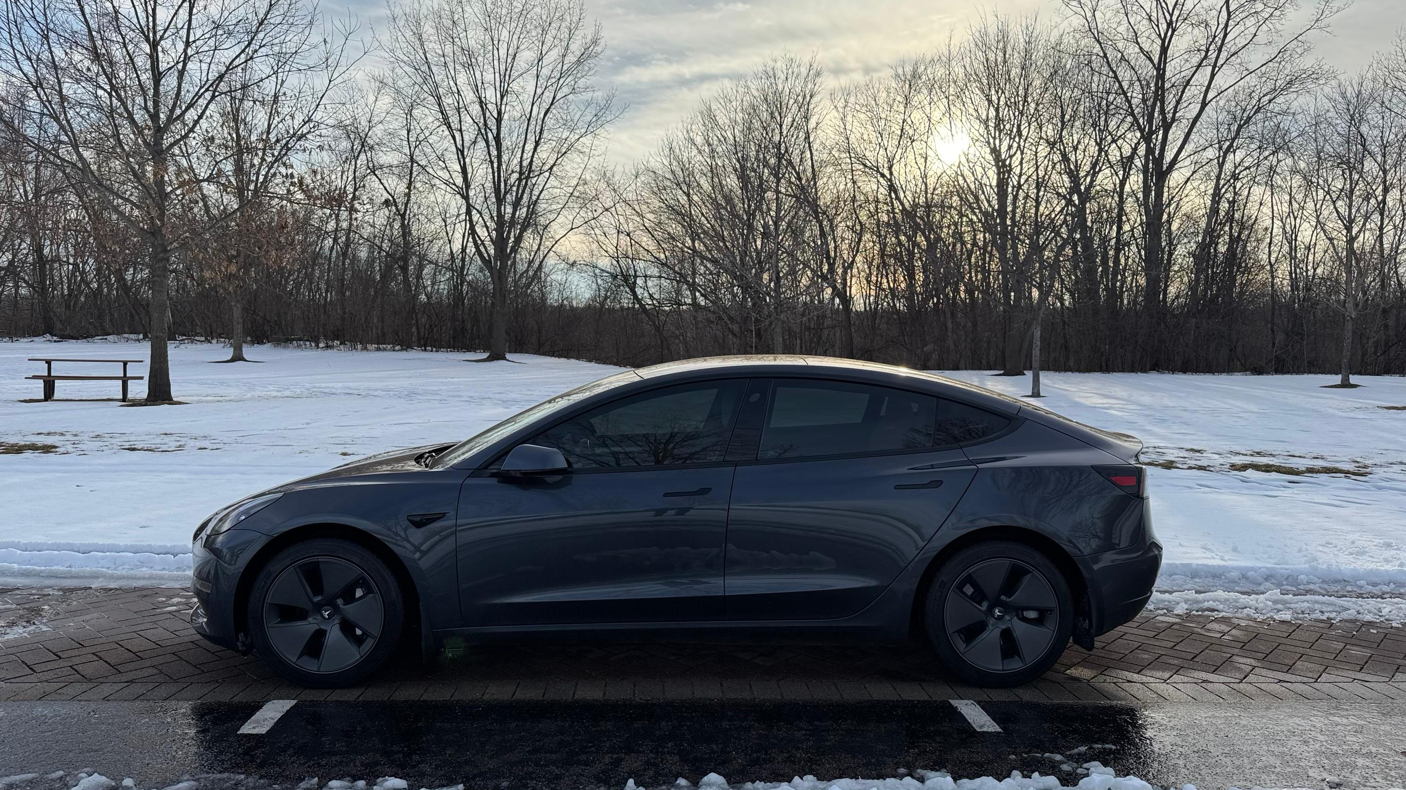 Tesla Model 3 2021 in Minneapolis, MN